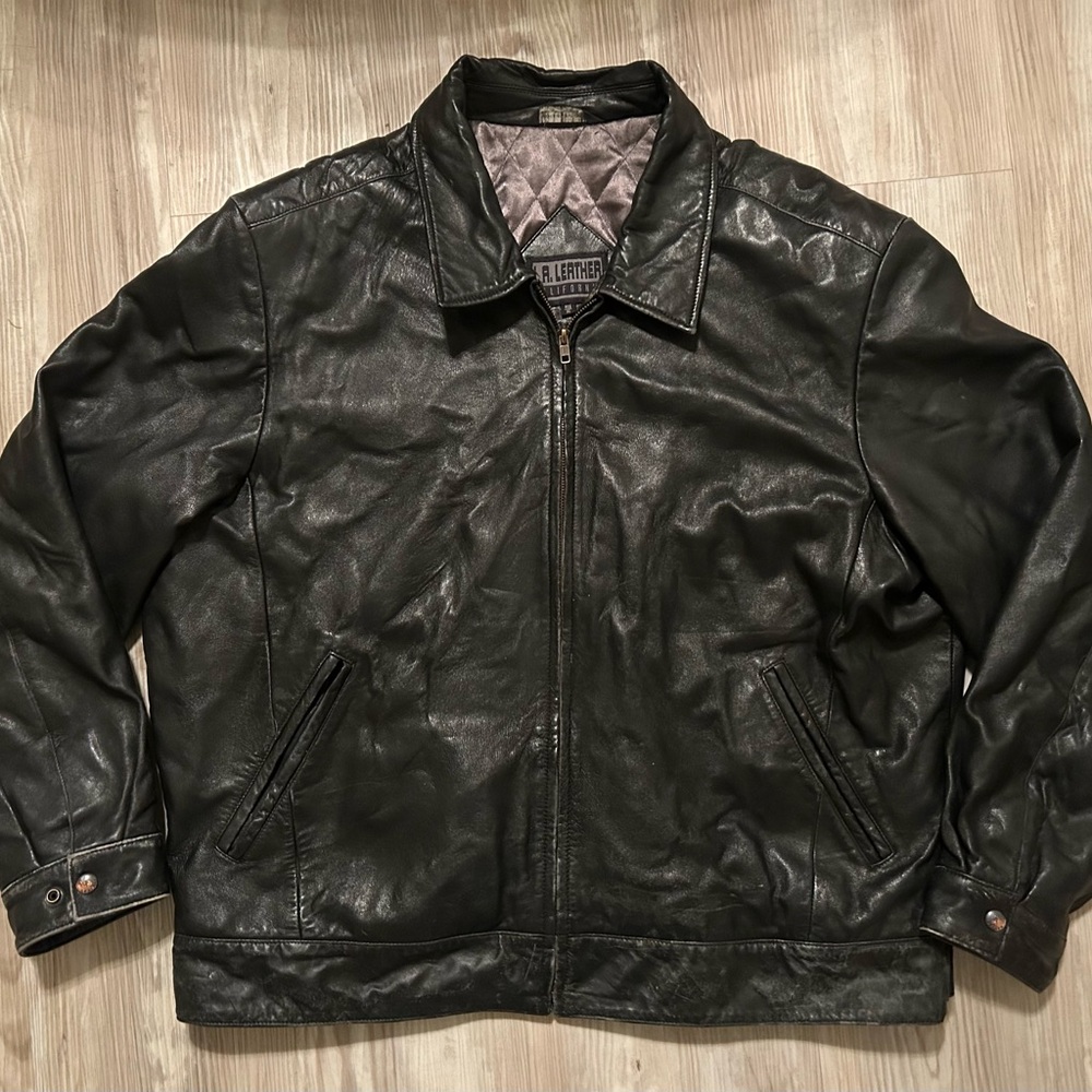 Classic Black Leather Bomber Jacket with Quilted Lining